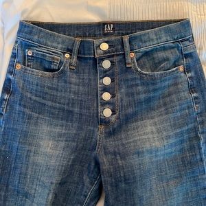 Gap True skinny high wasted jeans